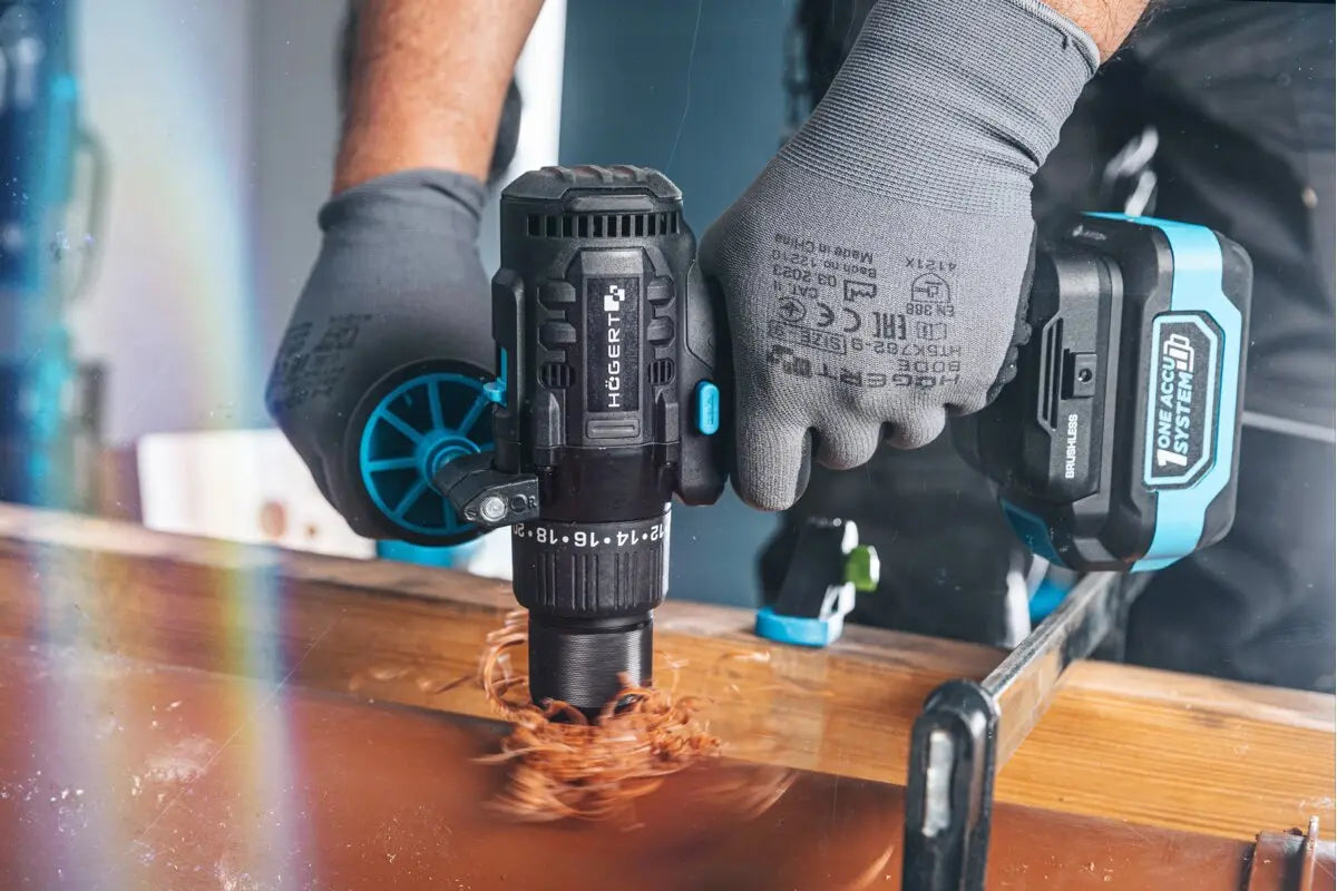Batteridrill/Bormaskin Børsteløs 80Nm 18V HT2E222-0DD