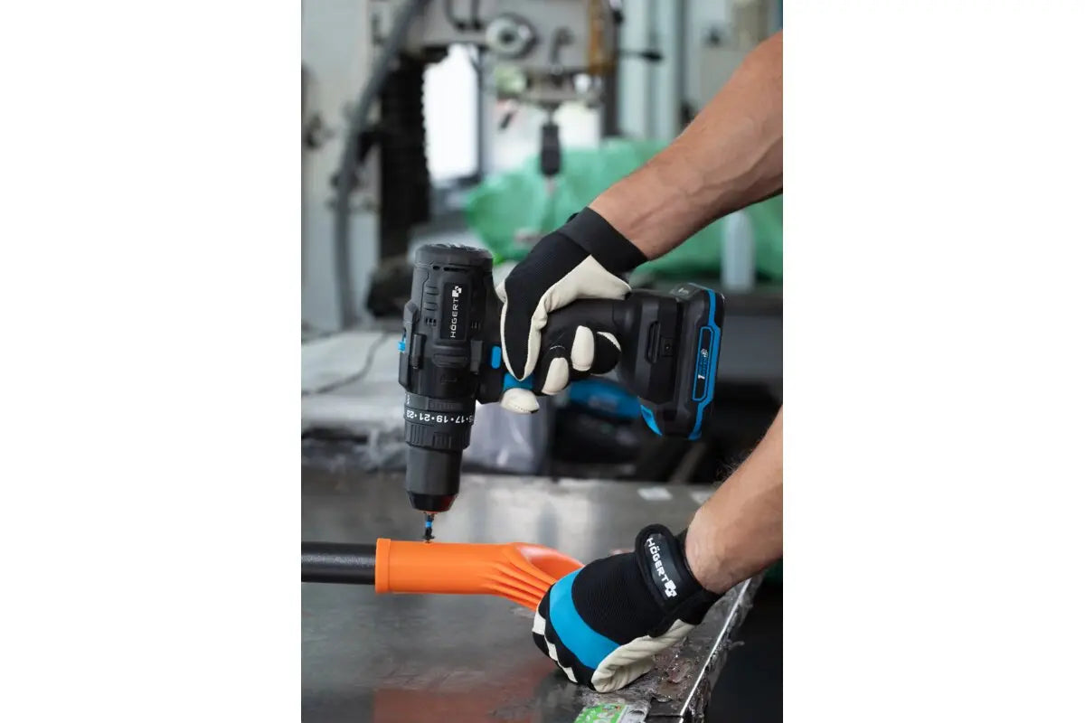 Batteridrill/Slagdrill Børsteløs 100Nm 18V HT2E224-0PD